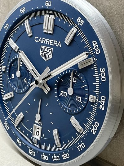 TAG Heuer Carrera Heuer 02 Wanduhr – Racing-Ästhetik trifft moderne Eleganz! – Geschenk für Männer | 3D Druck 2